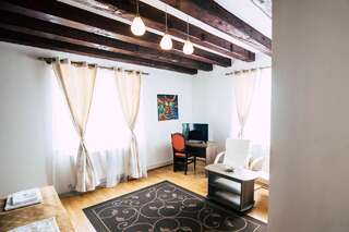 Гостевой дом Pension Gallery Брашов Двухместный номер с 2 отдельными кроватями-4